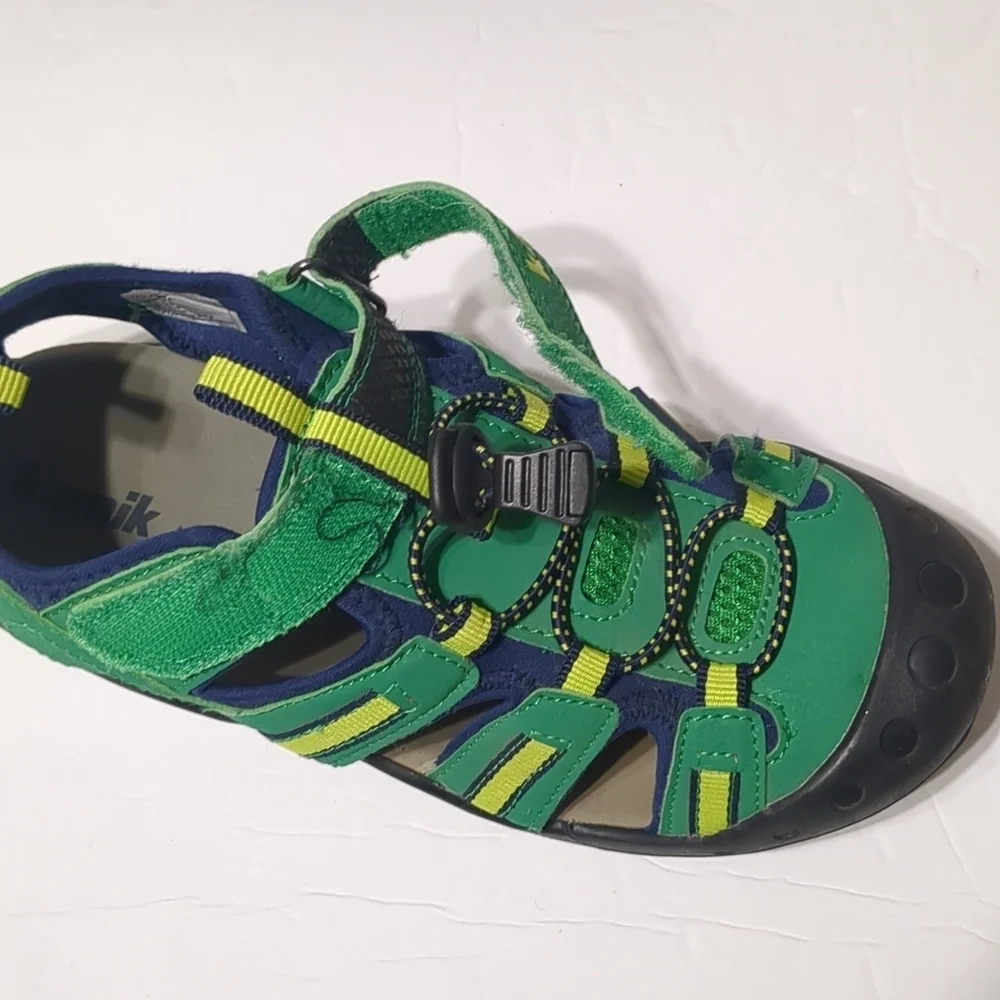 Kamik Crab Green Size 3 Sandals